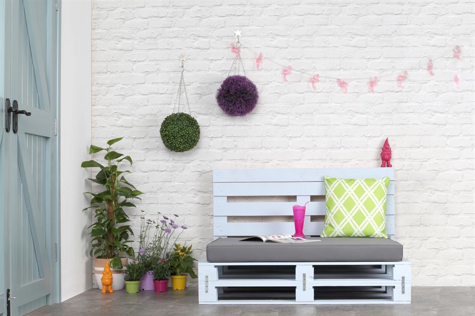 Build a pallet loveseat